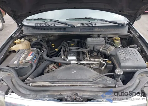 2002 Jeep Grand Cherokee Laredo from USA, damaged, VIN 1J4GX48SX2C318615